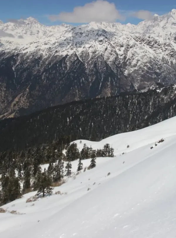 Chopta Chandrashila snow view