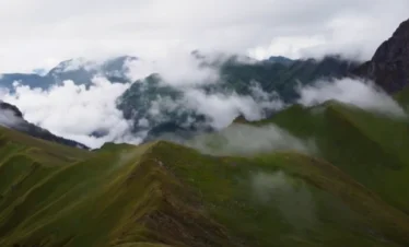 Gidara Bugyal Trek Package