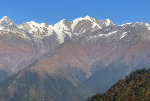 Gidara Bugyal Trek Package