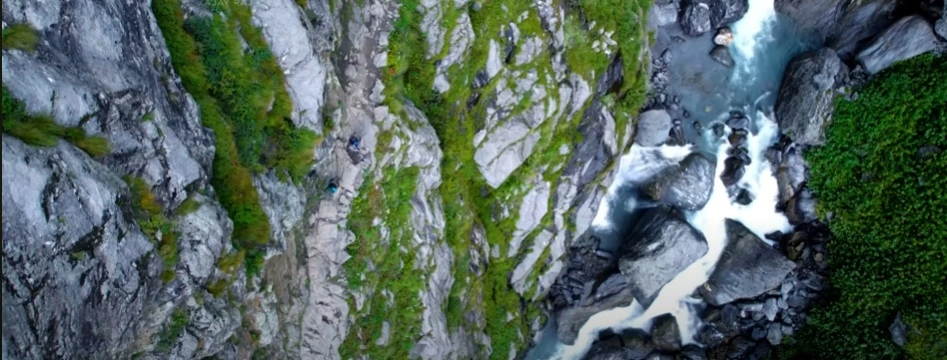 Hampta Pass Trek Package