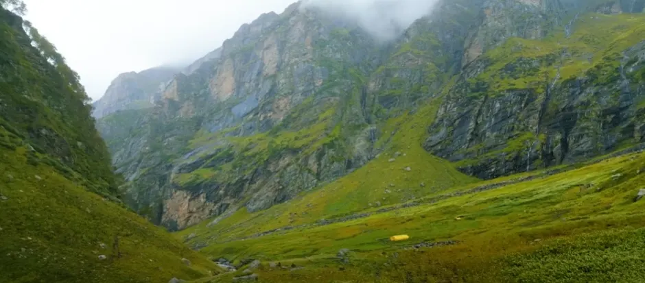 Hampta Pass Trek Package