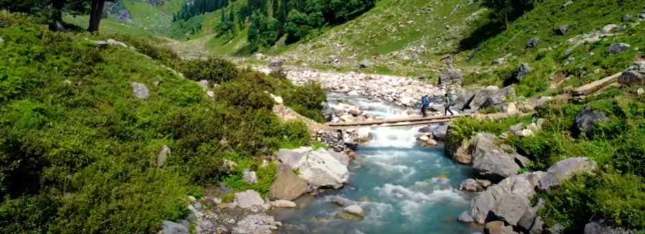 Hampta Pass Trek Package