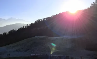 Dayara Bugyal Trek Package