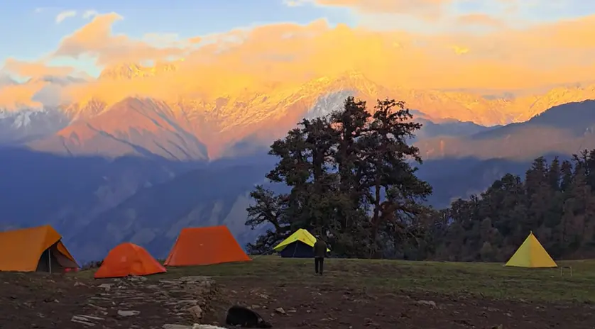 Dayara Bugyal Trek Package