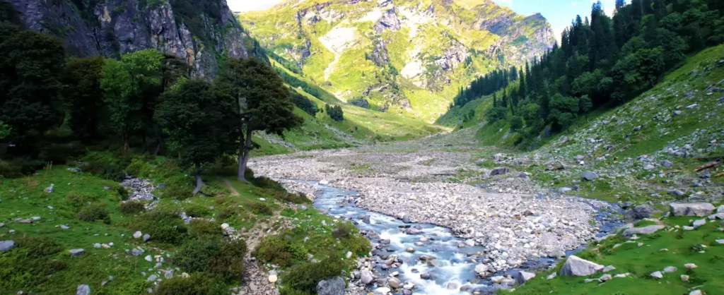 Hampta Pass Trek Package By Mountain Hikers
