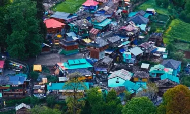 Sar Pass Trek Package