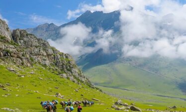 Tarsar Marsar Trek Package