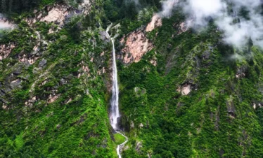 Valley of Flowers Trek Package By Mountain Hikers