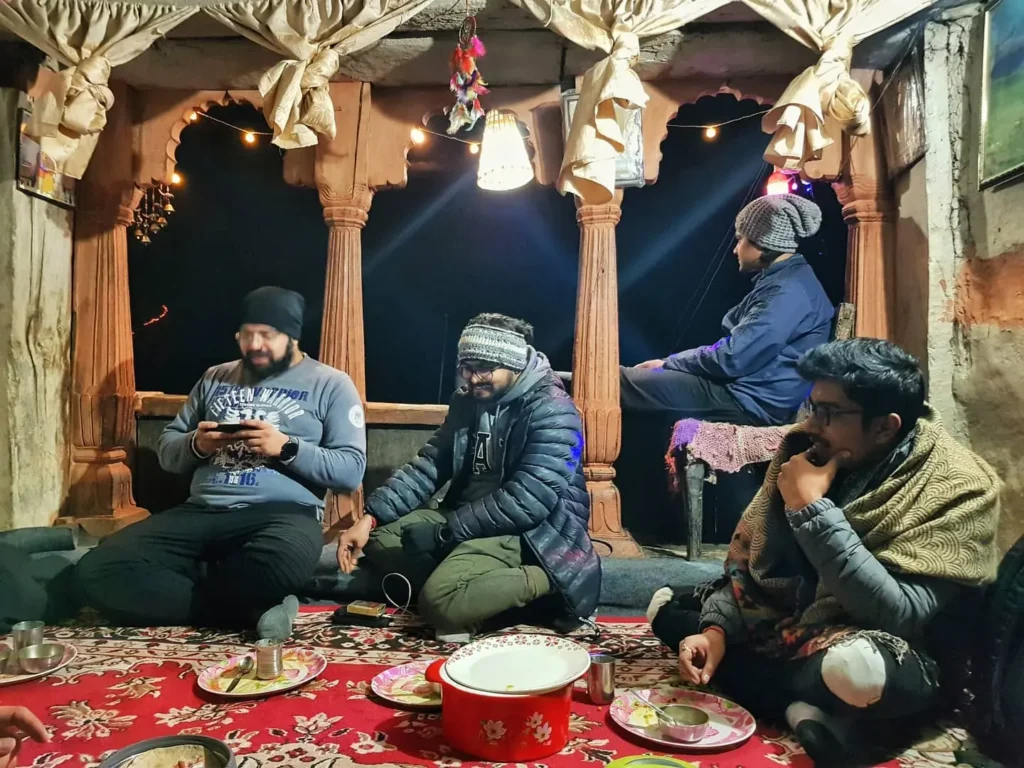 Cafes and homestay at Raithal